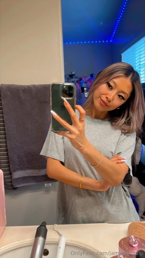 Selfie queen part 17 