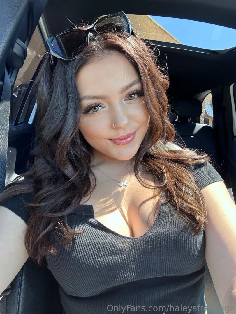 Go sub to hazey_haley to see tons of content for free part 1 