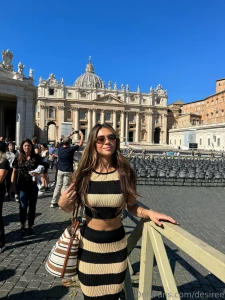 How lovely to not have to think of a cute caption when in rome hehe