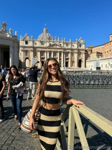 How lovely to not have to think of a cute caption when in rome hehe part 2