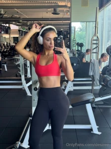 Every inch of me feels like it s on vibrate