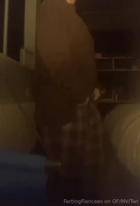 Guys i m a little bloated heh 