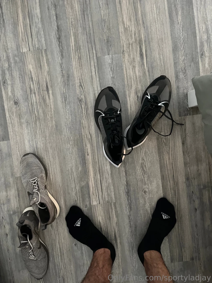 Who wants a video of me fucking them been requested by a few hope you 