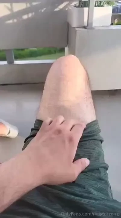 Hey fags went to the gym today to work out the legs now it s time for 