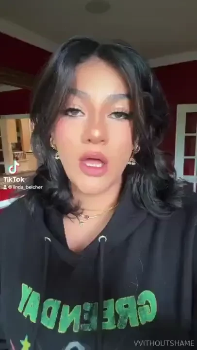 Tiktok saw it first follow me iinda_belcher 