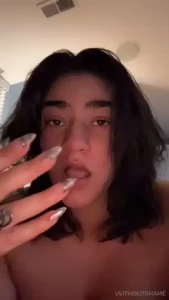 What if i was your girlfriend and i sent you snaps like this