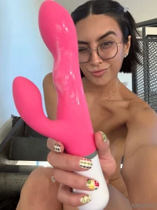 Do i win the creamiest pussy contest part 1