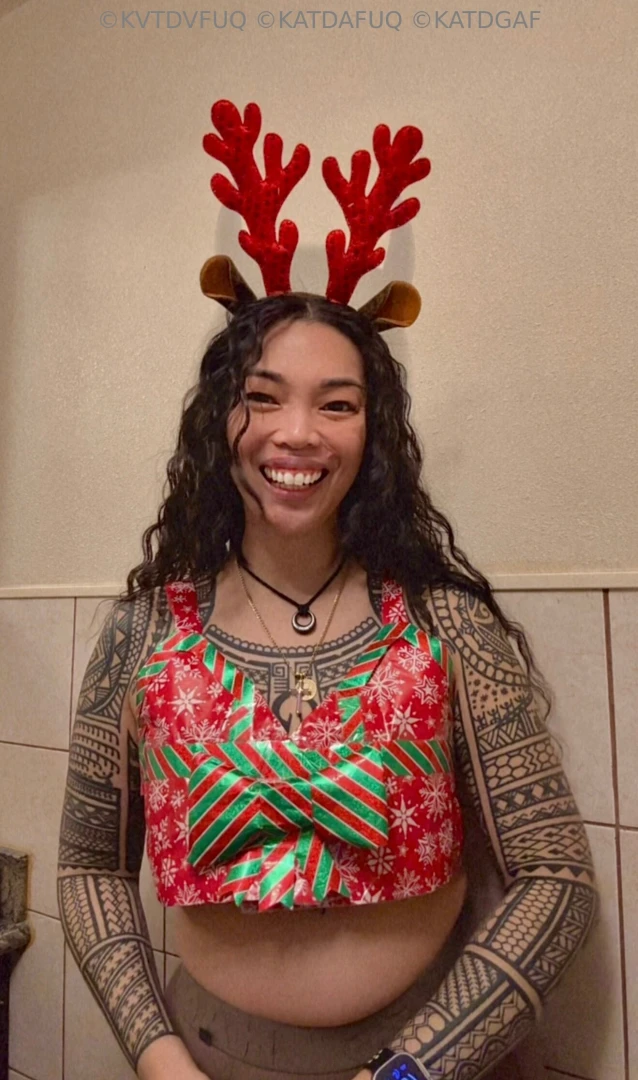 Are u naughty or nice lol should we unwrap this now or wait until 