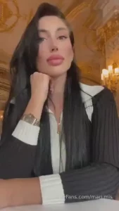 Lunch at a good restaurant always lifts my spirits