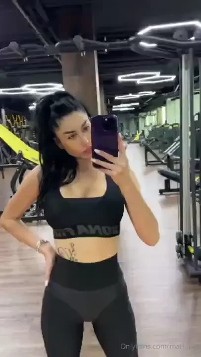 There s hardly anyone at the gym in the early morning do you prefer to 