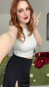 My face when im trying not to crash out after being on hold with my