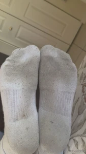 A little bit of sweaty nike sock verbal for you watch out they stink