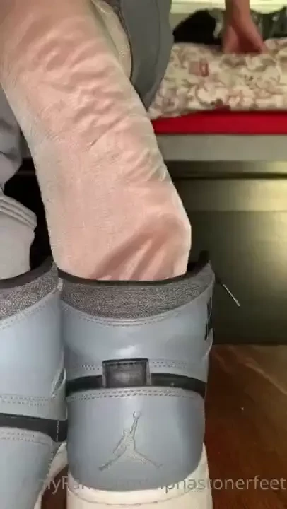 I work my sheers for a 3 mile run in my 5 year old rank jordan s 