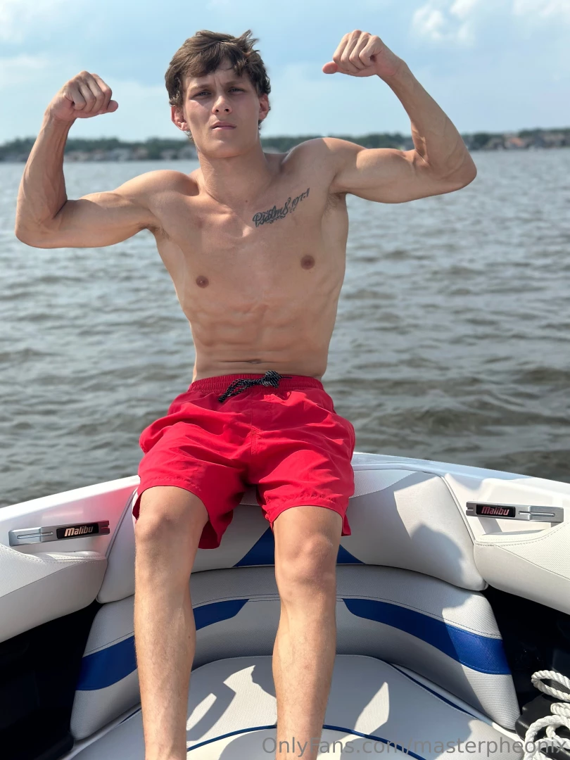 Vids and pics from the boat today summer time destruction of your 