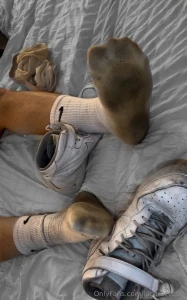 Feet ripe as fuck sniff em or lick em your call tipme linktr ee