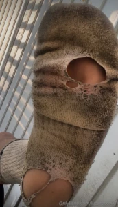 Check out my giant smelly sweaty foot you pathetic sub bow to your