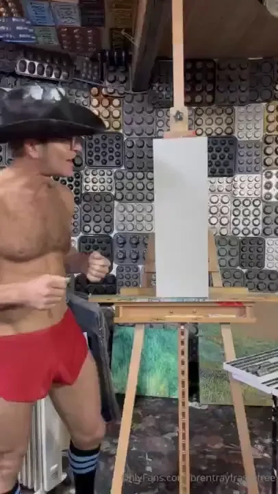 New art lessons and bold exhibitionist sessions are now live at 