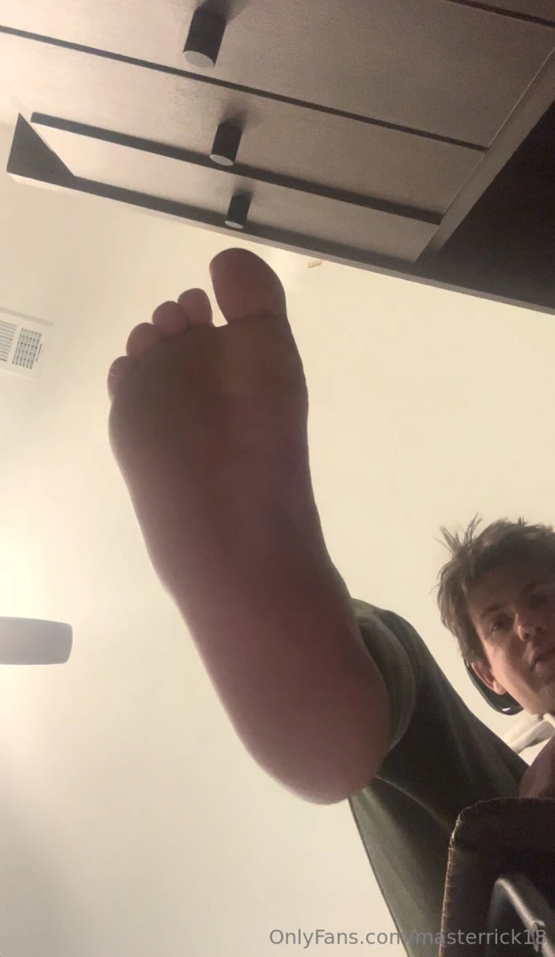 I sit and game and you get drained perfect pov for fag tax friday get 