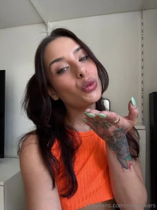 Suck pass or kiss part 1