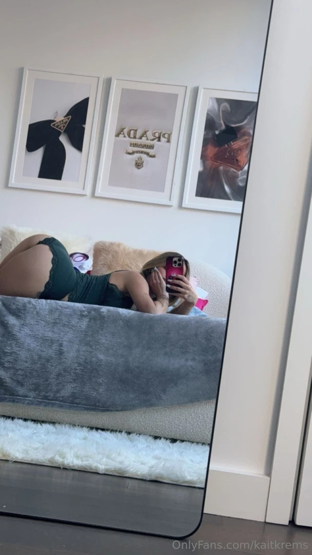 Oh hey there message me for goodies 