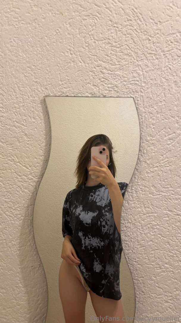 Heyy ich bin die lucy versuche mich hier noch zu recht zu finden aber 