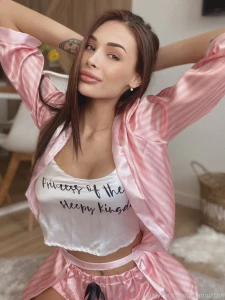 Do you want to stay with me overnight