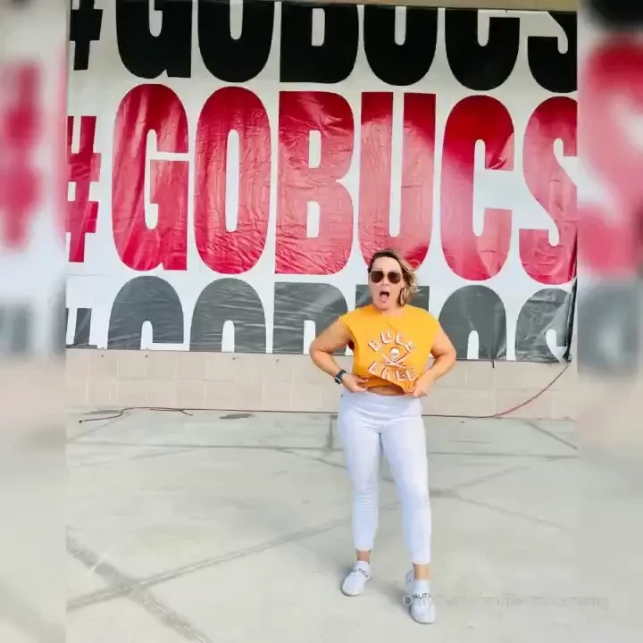 Just got back from the bucs game got a little flash for you so 