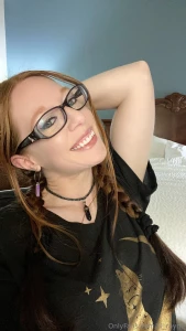 Logging on live come hang out with me tip 11 11 to be among the first