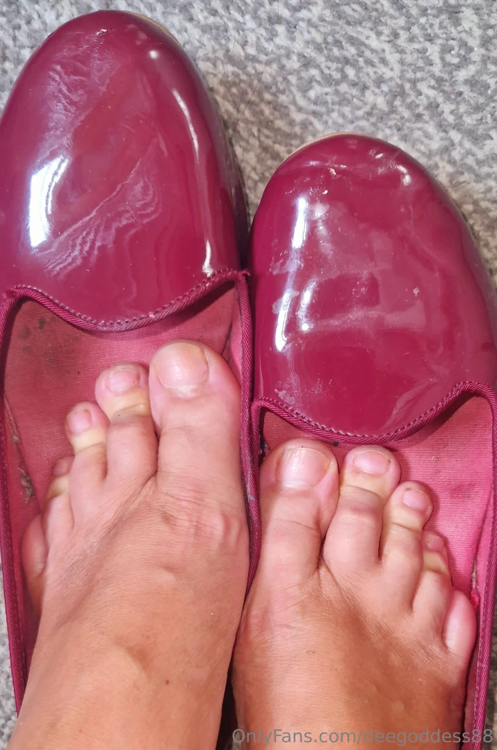 Right i m going to the staff room and i m leaving my stinking corn part 2 