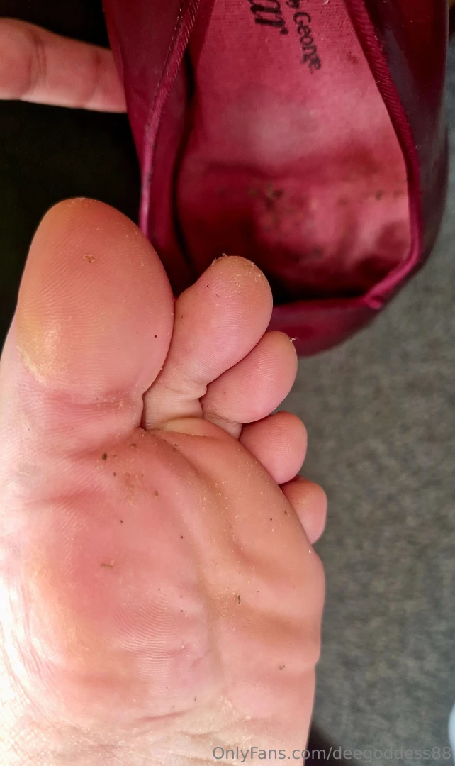 Right i m going to the staff room and i m leaving my stinking corn part 1 