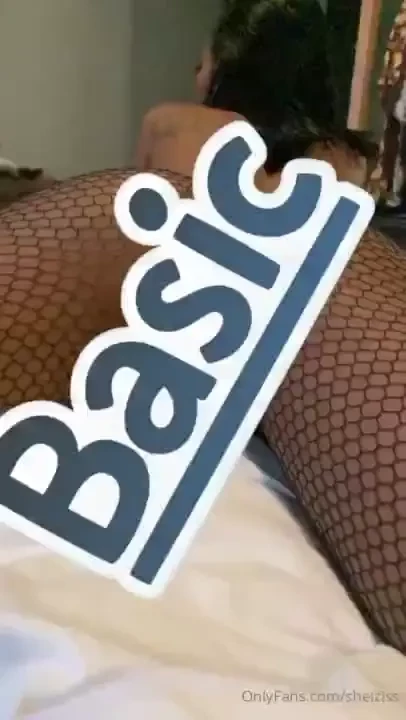 Dm me to undo the sticker umm if i saw that i would stuff it in my 