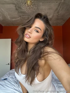 New selfie say hi in my messages if you miss me