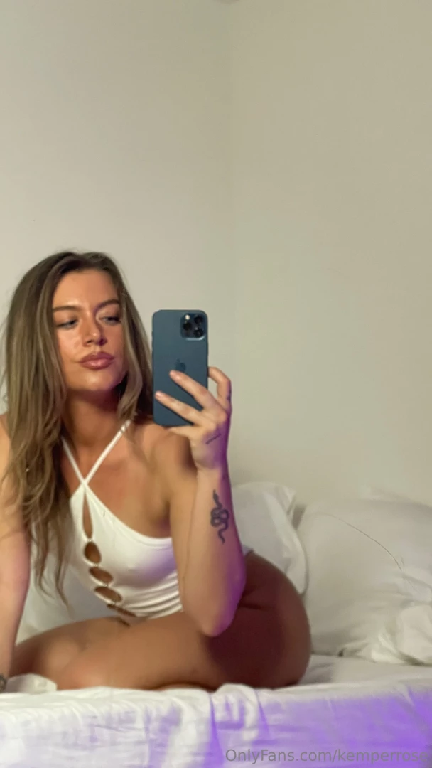 Shhh keep our secrets safe 