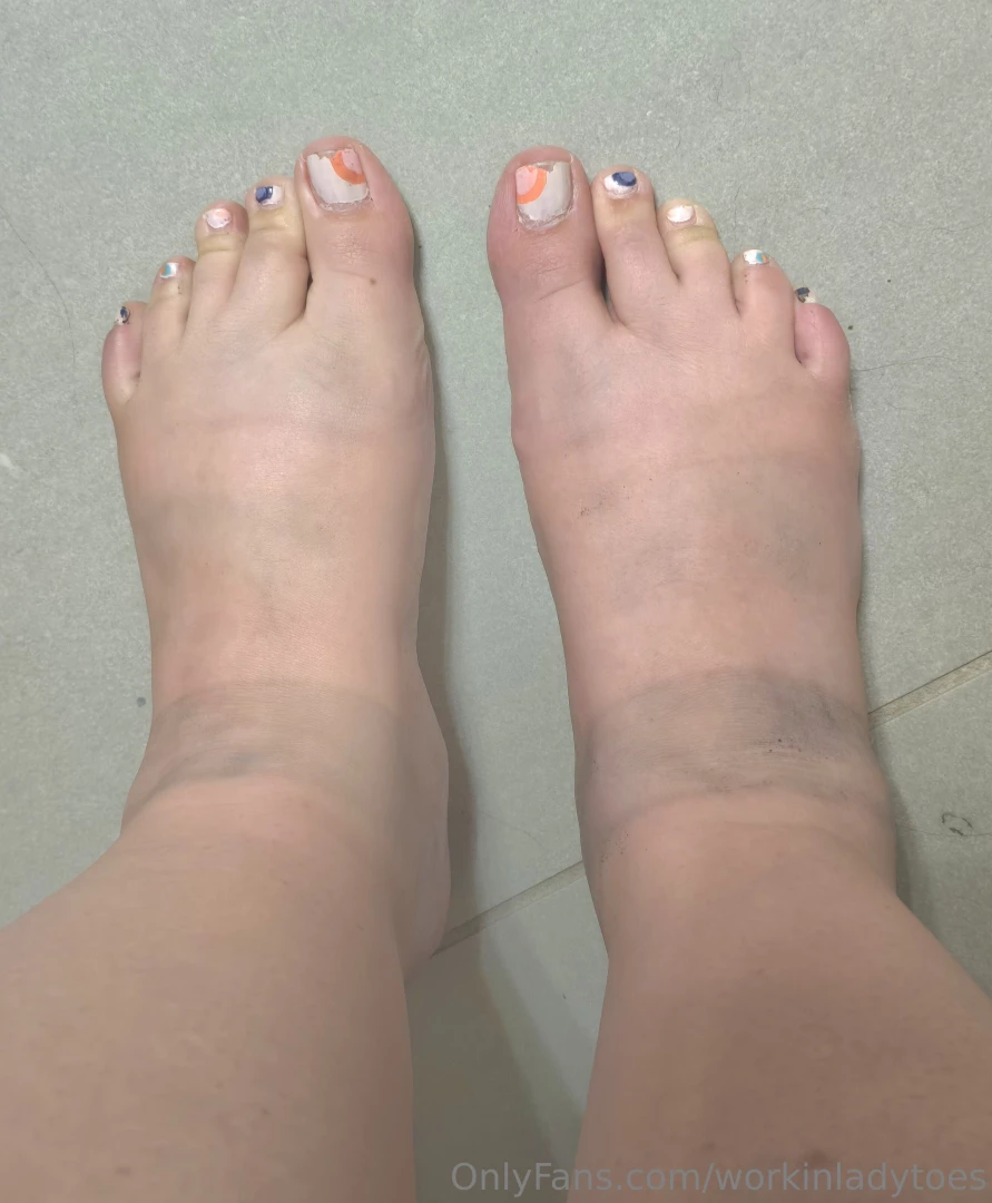Post-club feet definitely painting my toes tomorrow oof wore my dr part 1 
