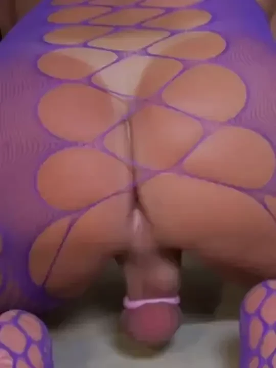 10 15 22 cum fuck this sissy ass daddy happy humpday 