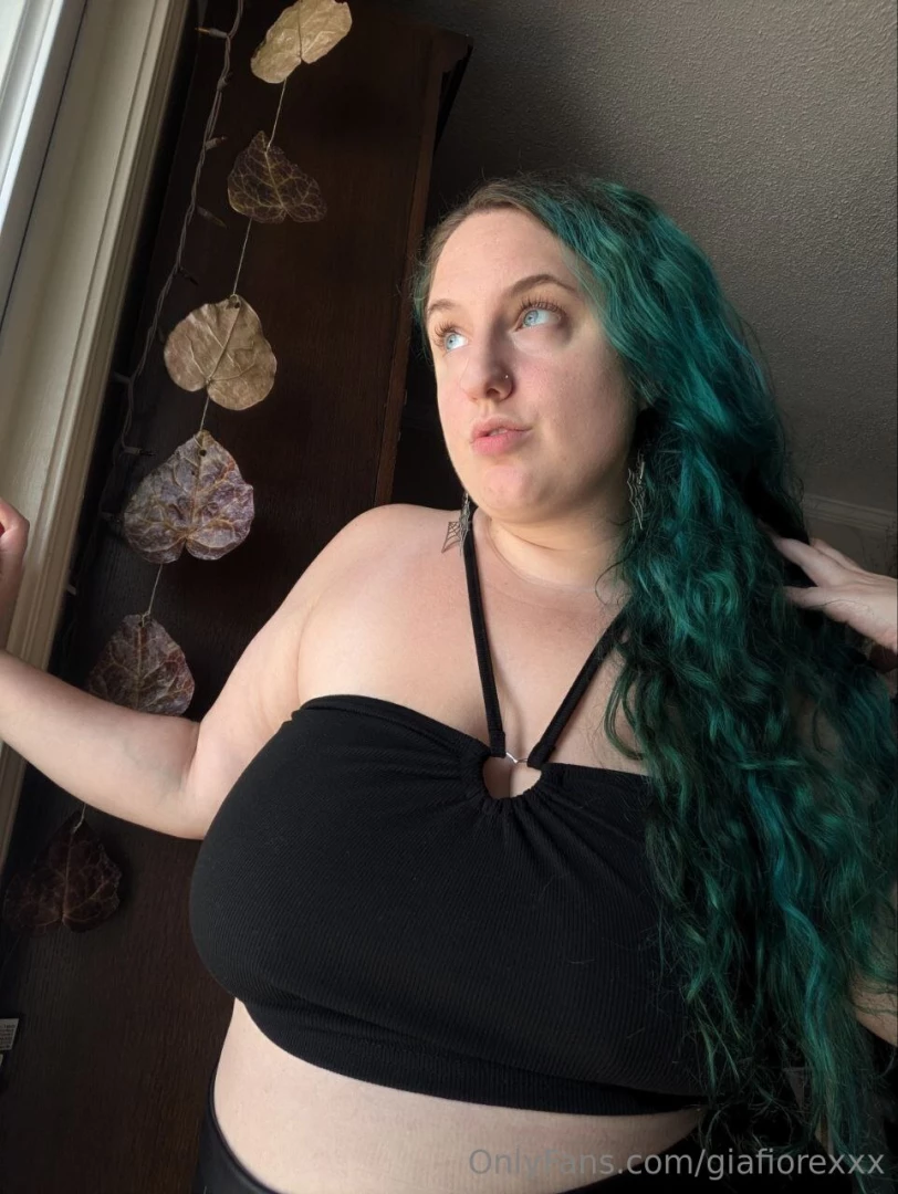 Sometimes i wear real clothes lol not often p 