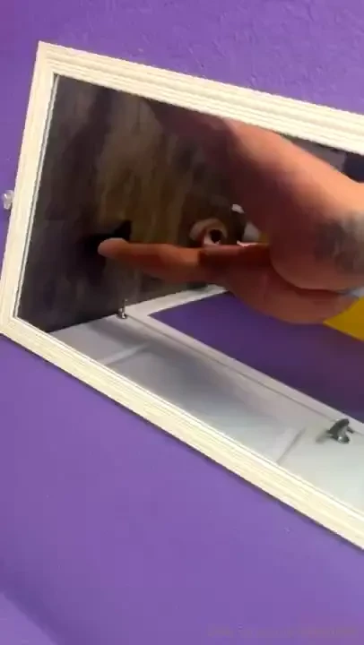 Wanna smother that face in between these daddy 