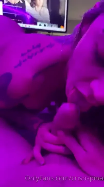 Te gustar a que siga subiendo estos cortometrajes mira tu dm para 