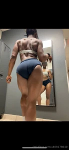 What bodypart looks the best in this pose