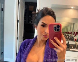 Happy new year s eve message me when you see this