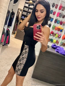 Love me a pencil skirt what do you think does it suit me