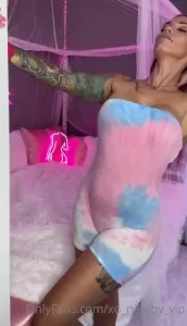 I love to tease you till it hurts so enjoy the teaser to my newest