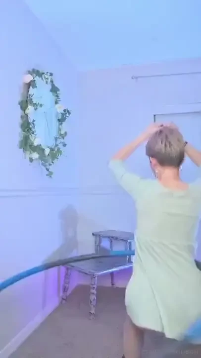 Hula hoop floor dance 