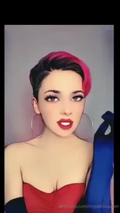 Hi honey today i was acting like jessica rabbit with short hair and part 1