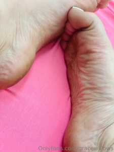 Pink to make the foot freaks wink