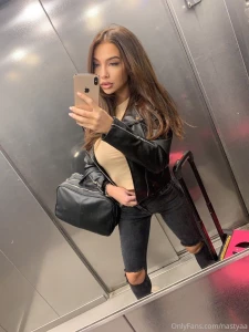 I m so bored i m waiting for your message in the dm