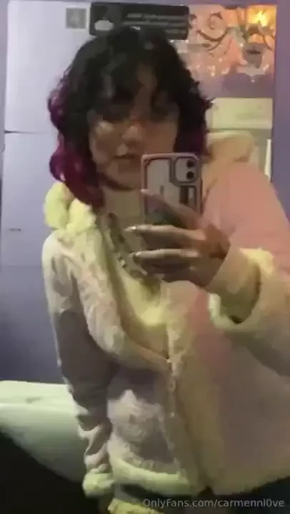I m s i n g l e sexy innocent naughty gorgeous lustful and exciting 