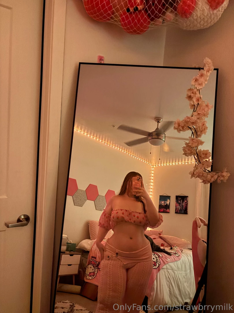 Lil photo dump from ur e girl u like my hips part 2 
