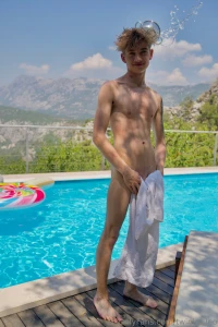 Am freitag wird es feucht aber in der dusche freu dich schon einmal