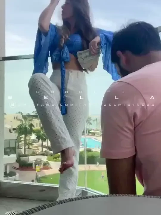 Offcours i will not meeet you without an fuxking tribute dumbfuxk grab 